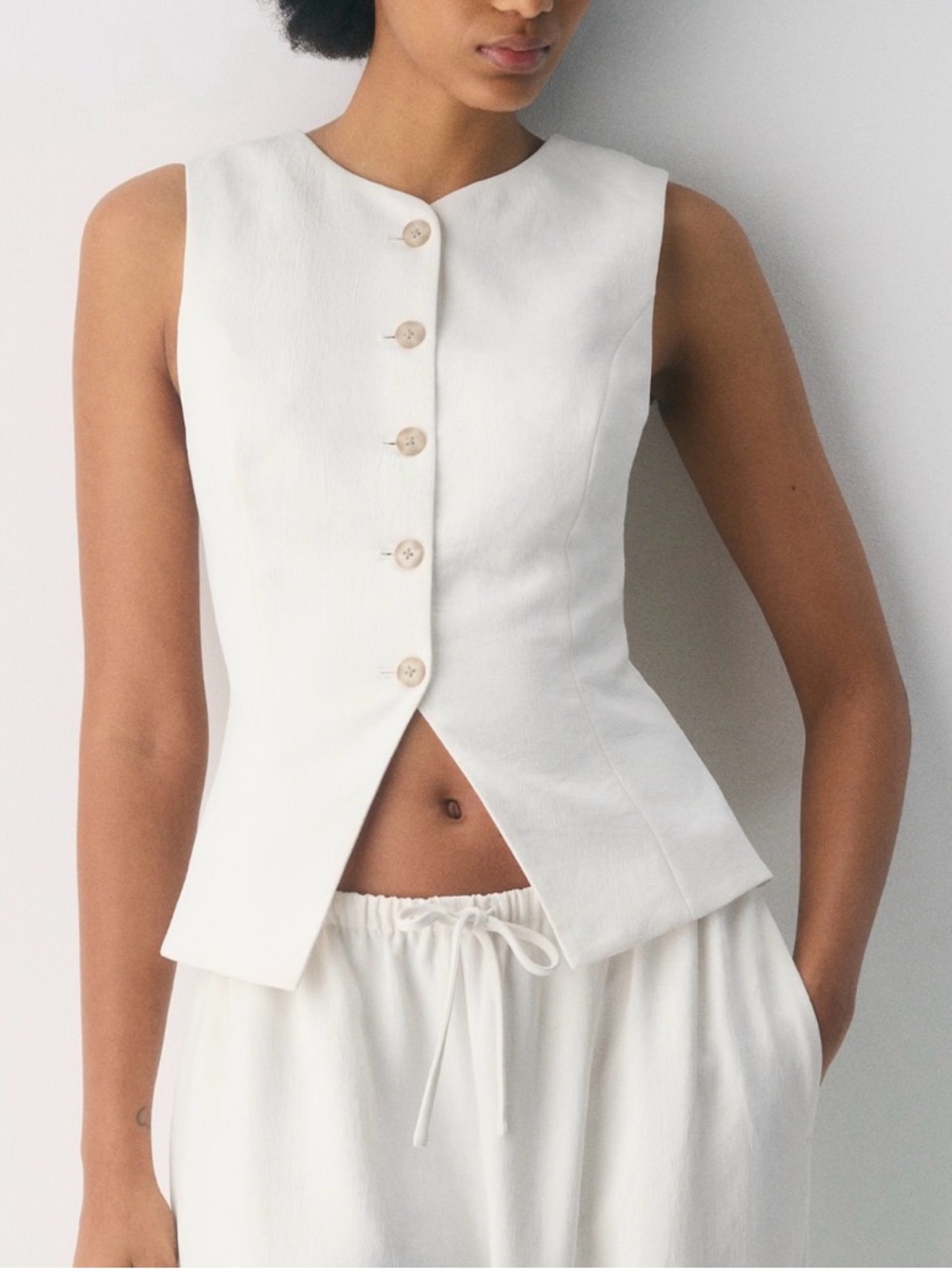Aritzia Light Birch Double-Breasted Blazer Vest with Beige Buttons